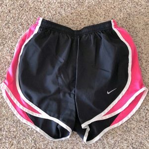 NIKE - Running shorts - Black, pink, & white